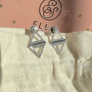 Gorgeous .925 Sterling Silver & Diamond Earrings